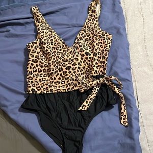 Summersalt one piece bathing suit